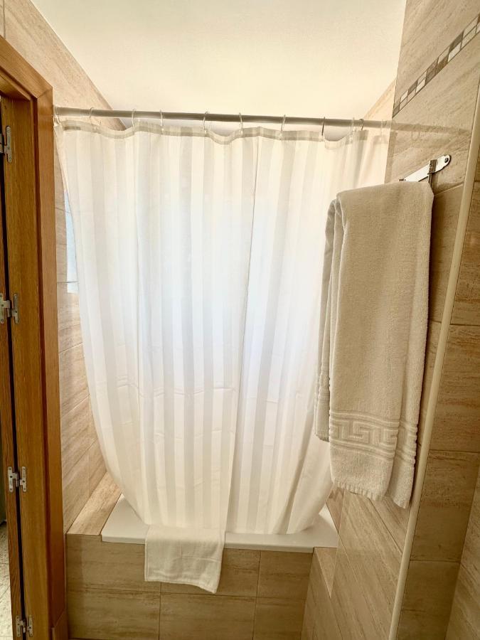 Hotel Cabello 托雷莫利诺斯 外观 照片